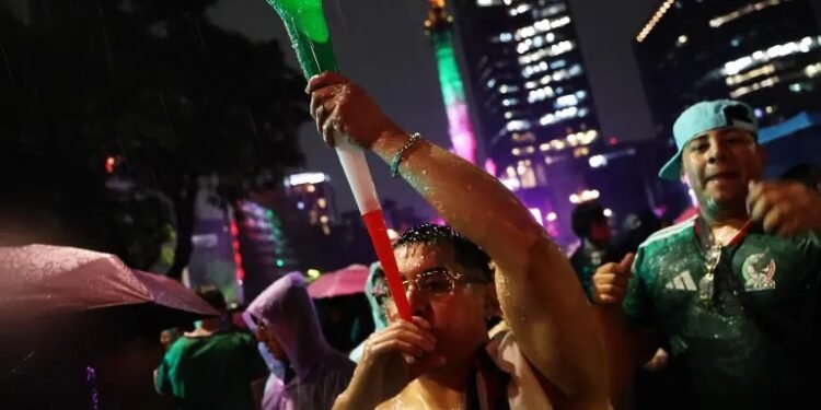 Chilangos se quedan sin “chelas” para el partido México vs. Ecuador, declaran Ley Seca