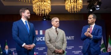 ¿Fracasan las negociaciones? Reunión entre Estados Unidos e Irán se interrumpe por tensión política
