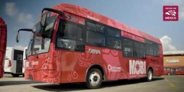 Taruk toma carretera: los primeros autobuses eléctricos mexicanos parten hacia Chetumal