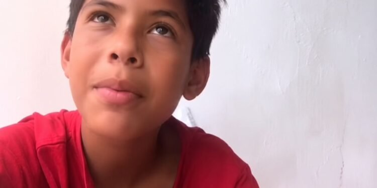 “Parecía Jesús”: el testimonio del niño que sobrevivió entre los escombros en Venezuela