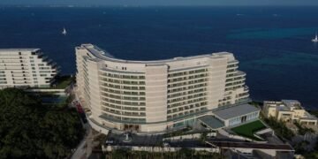 El turismo de lujo sigue creciendo: St. Regis abre nuevo resort en Costa Mujeres. ¿Ya lo viste?