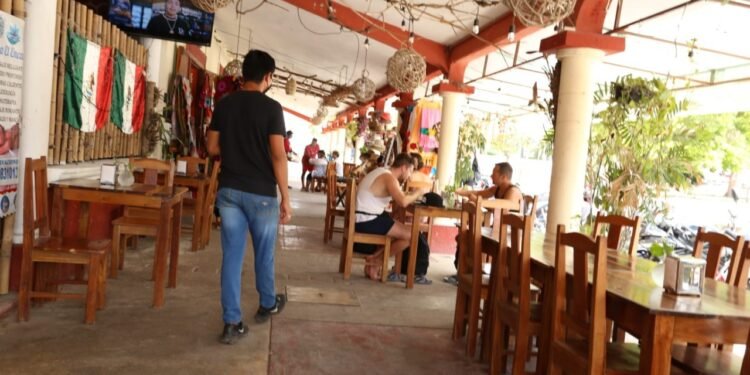 ¿Te amenazaron con clausurarte? IMPI y Concanaco lanzan alerta