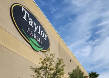 Tras el brote de “diarrea explosiva”, Taylor Farms retira lechuga mexicana de EU