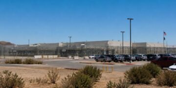 México pone bajo la lupa el centro de Adelanto; estas son las acciones tras las muertes de mexicanos bajo custodia del ICE