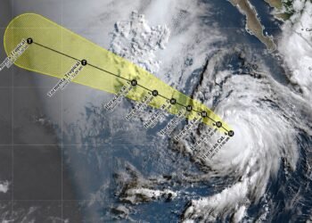 Genevieve sigue alejándose, pero dejará lluvias y oleaje peligroso; este es el pronóstico oficial