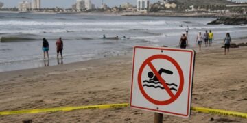 ¿Planeas ir al mar? Estas son las playas que reprobaron el monitoreo sanitario