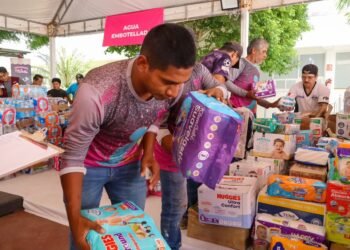 Quintana Roo envía primer cargamento de ayuda humanitaria a Venezuela desde Chetumal