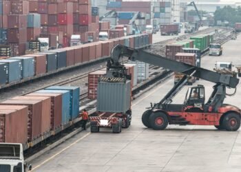 México desafía el entorno global y bate marca histórica en comercio con EU. Esta cifra alcanzó