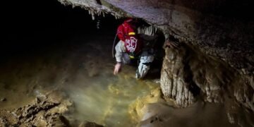 ¿El tesoro arqueológico del año? INAH revela una cueva intacta con 179 piezas prehispánicas