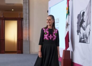 Sheinbaum rompe el silencio sobre el escándalo del examen de la UNAM. Esto es lo que dijo