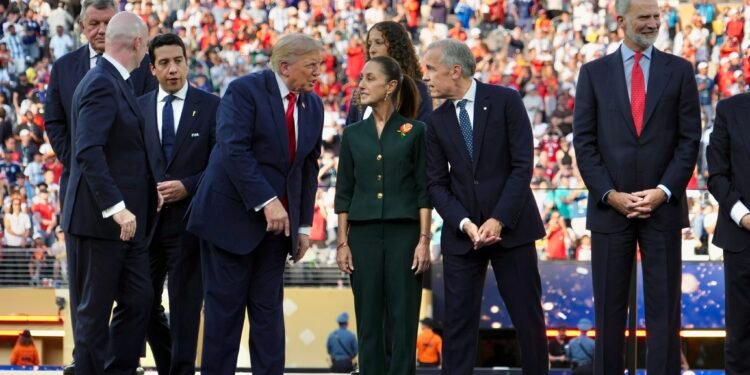 ¿Solo hablaron de futbol? Esto conversaron Sheinbaum, Trump y Carney durante la final