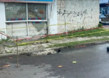 El suelo se abre en Chetumal: tres viviendas, bajo amenaza