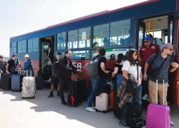 México no deja solos a sus connacionales en Venezuela. Así regresaron al país 29 personas