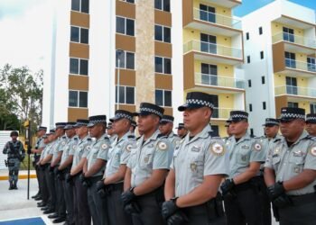 Guardia Nacional estrena Unidad Habitacional con 60 departamentos y una casa en Chetumal