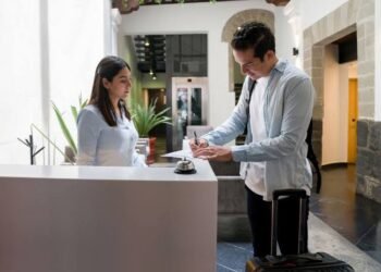 Empleo turístico rompe récord en México: supera los 5 millones de trabajadores, informa Sectur