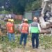 Video causa impacto: inmueble colapsa y bloquea  importante vialidad del Ciudad de México