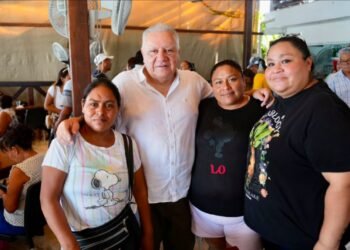 ¿Cuáles son los retos de Puerto Juárez? Rafa Marín dialoga con el sector pesquero y turístico
