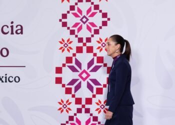 ¿Rocha vuelve o se queda con licencia? Sheinbaum pone la decisión en sus manos