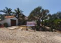 Sin permiso ambiental: clausuran hotel y cuatro villas en playas de Oaxaca
