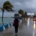 ¡No guardes el paraguas! Nueva onda tropical amenaza con más lluvias; así estará el clima en Quintana Roo