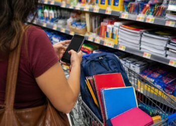 ¿Te falta dinero para los útiles escolares? Estas señales pueden ayudarte a evitar un “montadeudas”
