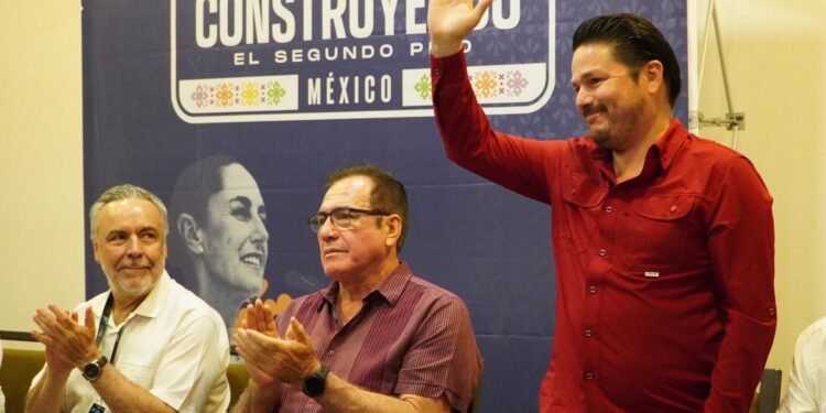 ¿Ya comenzó la carrera por Playa del Carmen? Farid Rentería intensifica su actividad