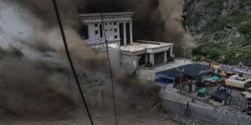 ¿Qué desató la riada en Nepal? Sismo de 4.4 y avalancha abren una inquietante hipótesis