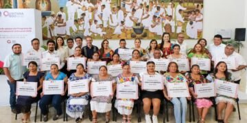 Artesanas de Quintana Roo reciben impulso de 2.4 mdp para llegar a nuevos mercados