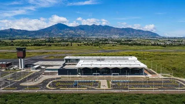 Aeropuertos con sabor local: AME llevará mezcal, café y servicios especializados a sus terminales