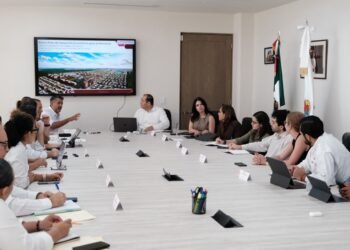 Aeropuerto de Chetumal tendrá aduana: Mara Lezama anuncia avances para su construcción