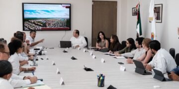 Aeropuerto de Chetumal tendrá aduana: Mara Lezama anuncia avances para su construcción