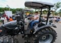 Productores de Quintana Roo reciben tractores y drones para modernizar el campo