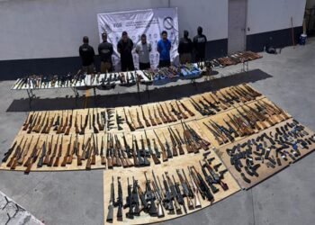 ¡210 armas escondidas! Así descubrieron el enorme arsenal que llegó de Texas