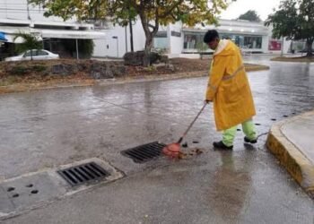 ¡Que no te agarre desprevenido! Quintana Roo espera lluvias fuertes