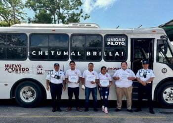 ¡Ella toma el volante! Chetumal incorpora a la primera mujer operadora de MOBI