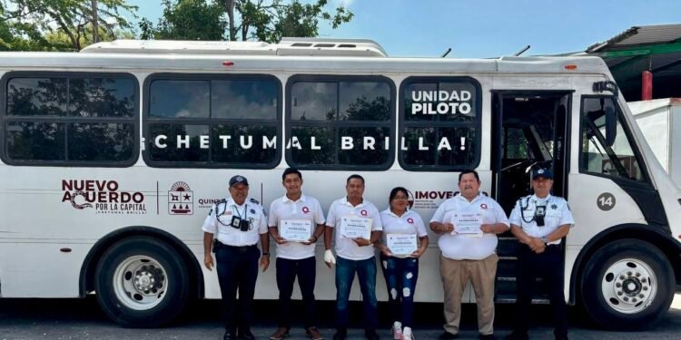 ¡Ella toma el volante! Chetumal incorpora a la primera mujer operadora de MOBI