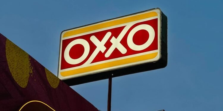 ¿Se te pasó la hora del banco? Ahora puedes pagar tu Infonavit en OXXO