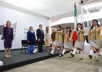 ¿Celular en clase? Maestros ya dieron su veredicto para las escuelas y esto fue lo que dijeron