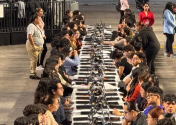 Casi 47 mil jóvenes regresan al examen: la UNAM vuelve a ponerlos a prueba