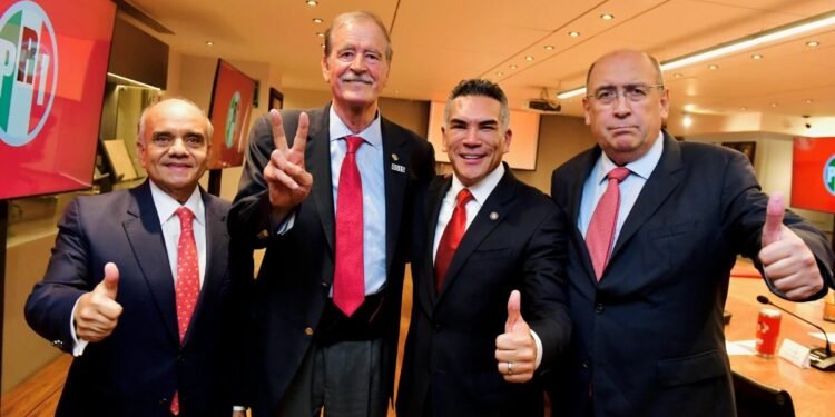 Morena acusa a Vicente Fox de “reagrupar al PRIAN” tras reunión con Alejandro Moreno