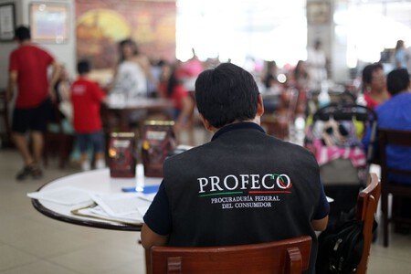 Profeco asesora a casi 600 consumidores y suspende comercio durante Fiestas Patrias