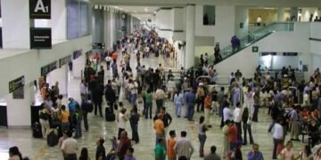 México atrae más viajeros: visitas internacionales crecen 2.9% en julio