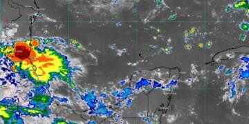 Onda tropical 37 moja Quintana Roo y otra ya viene en camino: así estará la semana.