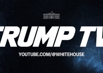 Casa Blanca estrena “Trump TV” mientras escala choque de Trump con la prensa