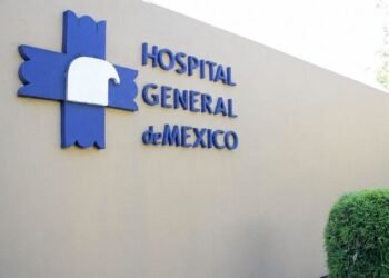 ¿Salud sin salud? Brote de Salmonella afecta a 135 médicos del Hospital General de México