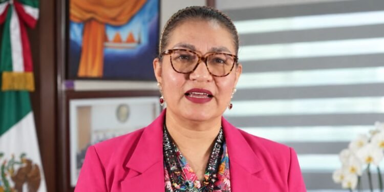 Claudia Arlett Espino renuncia a la Secretaría Ejecutiva del INE en plena preparación electoral