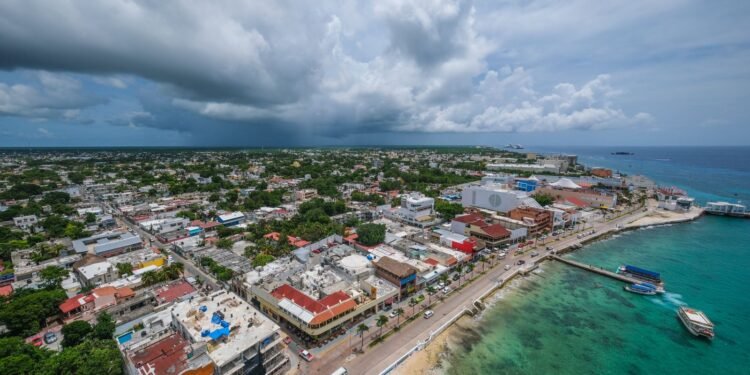 ¿Adiós a los apagones en Cozumel? Renovarán cable submarino tras más de 40 años
