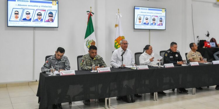 ¡Escándalo en Chetumal! Caen cuatro policías por presunta desaparición de tres jóvenes