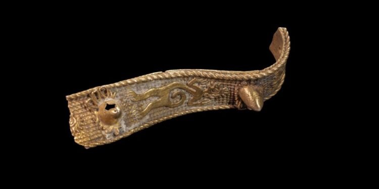 Regresa a México una pieza que podría resolver parte del misterio de las “Joyas del pescador”
