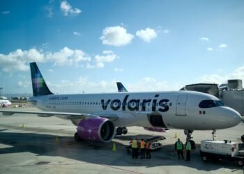¡Tulum se queda sin alas! Volaris se suma a Aeroméxico y suspende vuelos